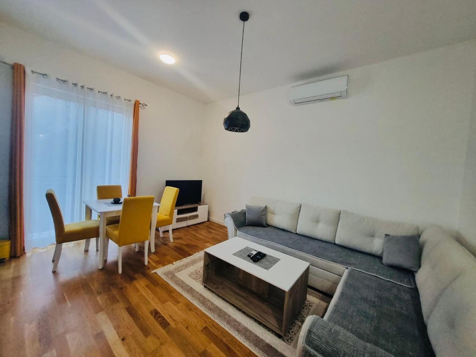 Apartment Dora Cetinje Exterior foto